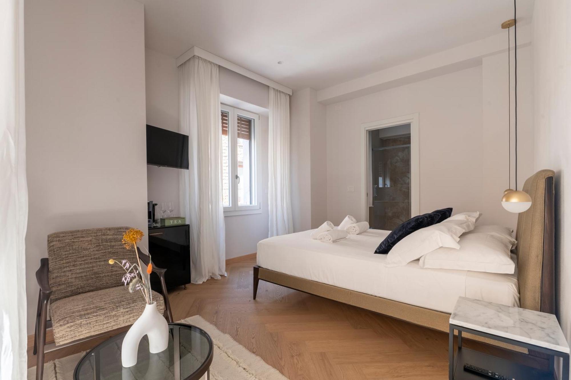 The Old Palace- Luxury Suites Signoria Florence Exterior photo