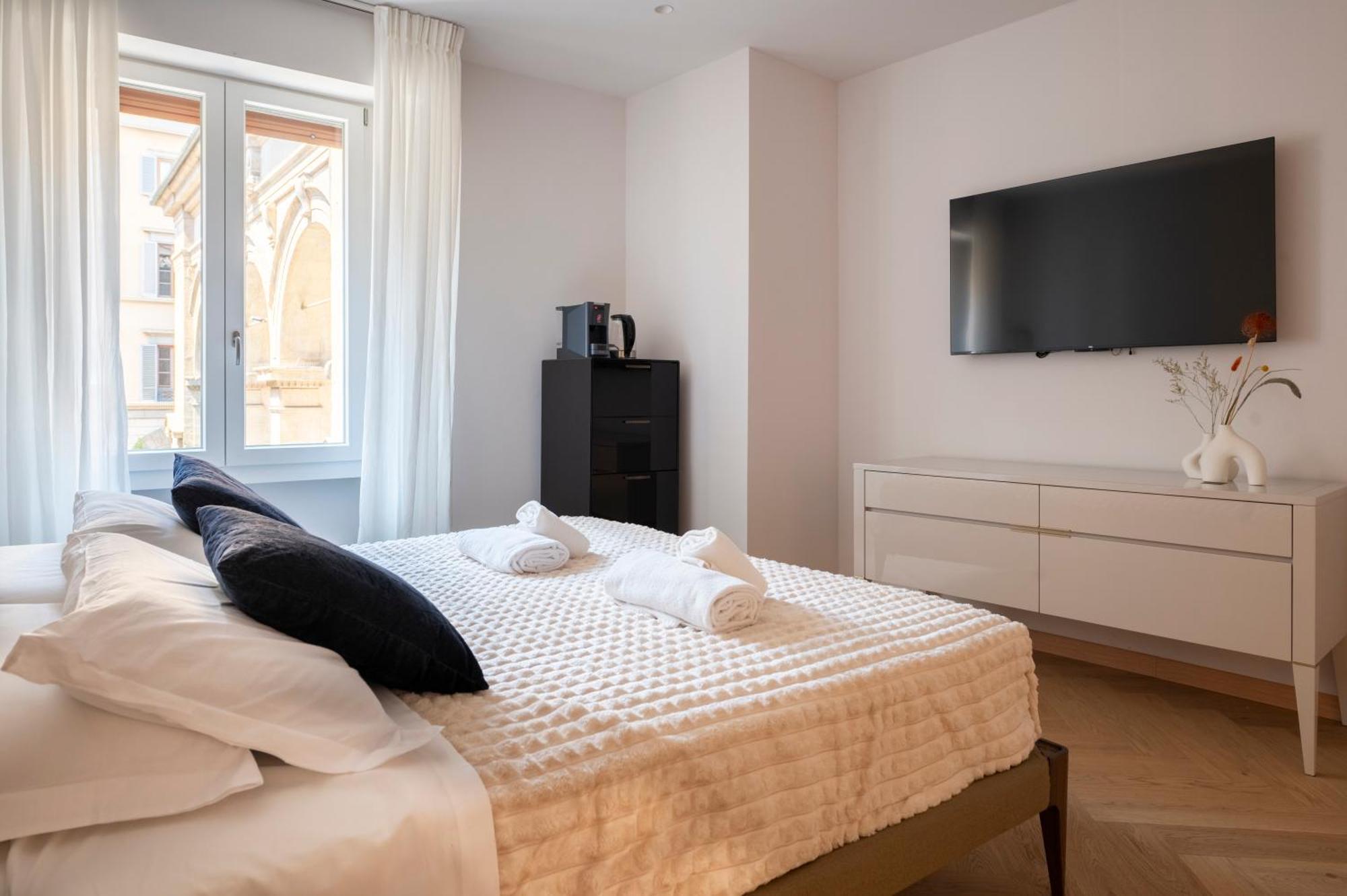 The Old Palace- Luxury Suites Signoria Florence Exterior photo