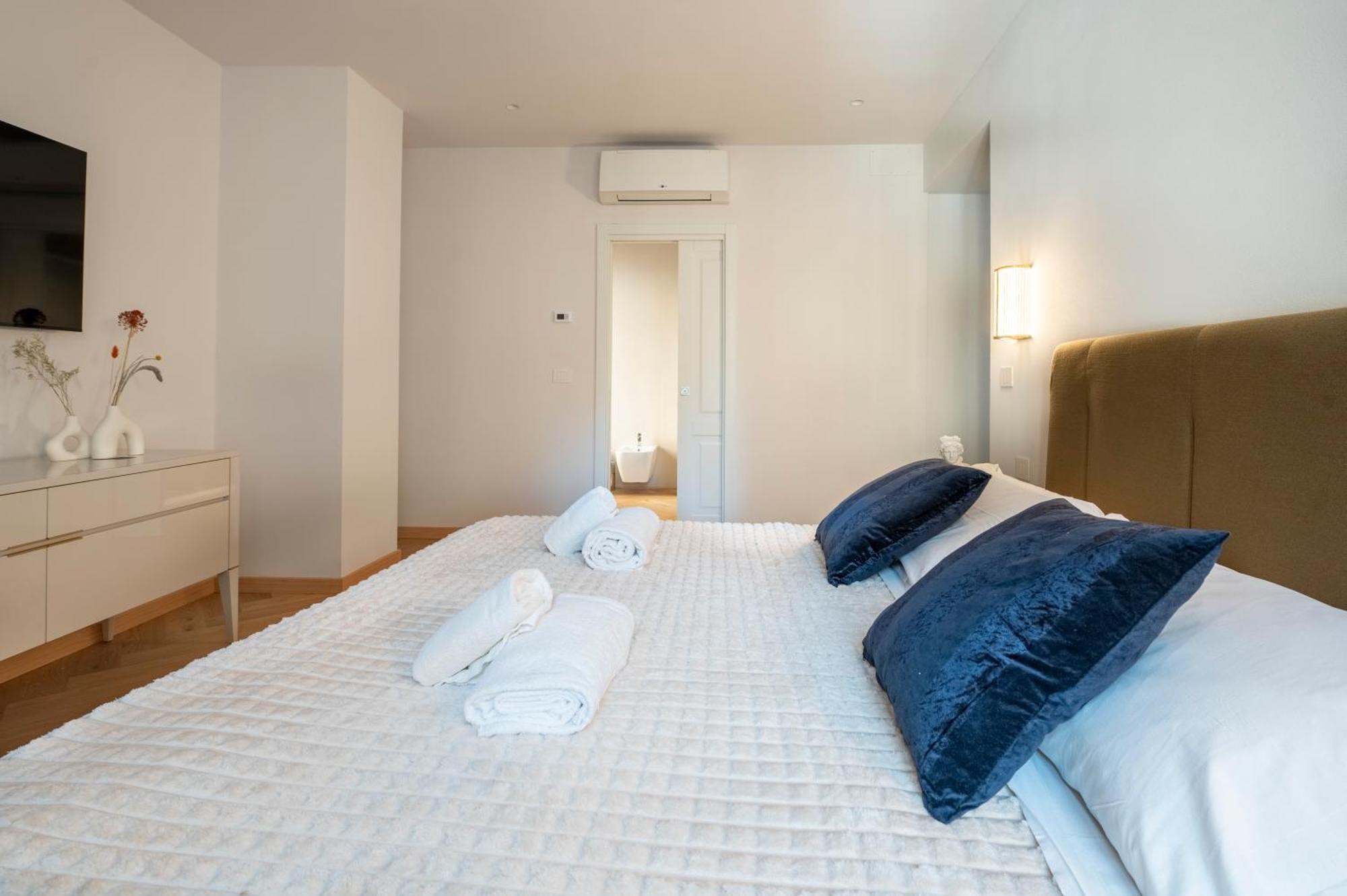The Old Palace- Luxury Suites Signoria Florence Exterior photo